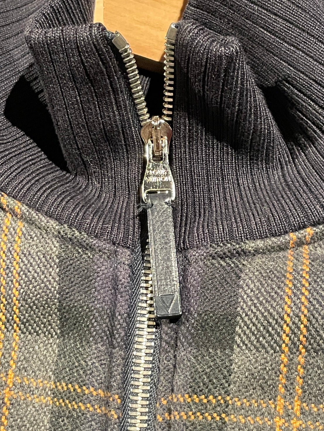 ルイ・ヴィトン ダウンジャケット