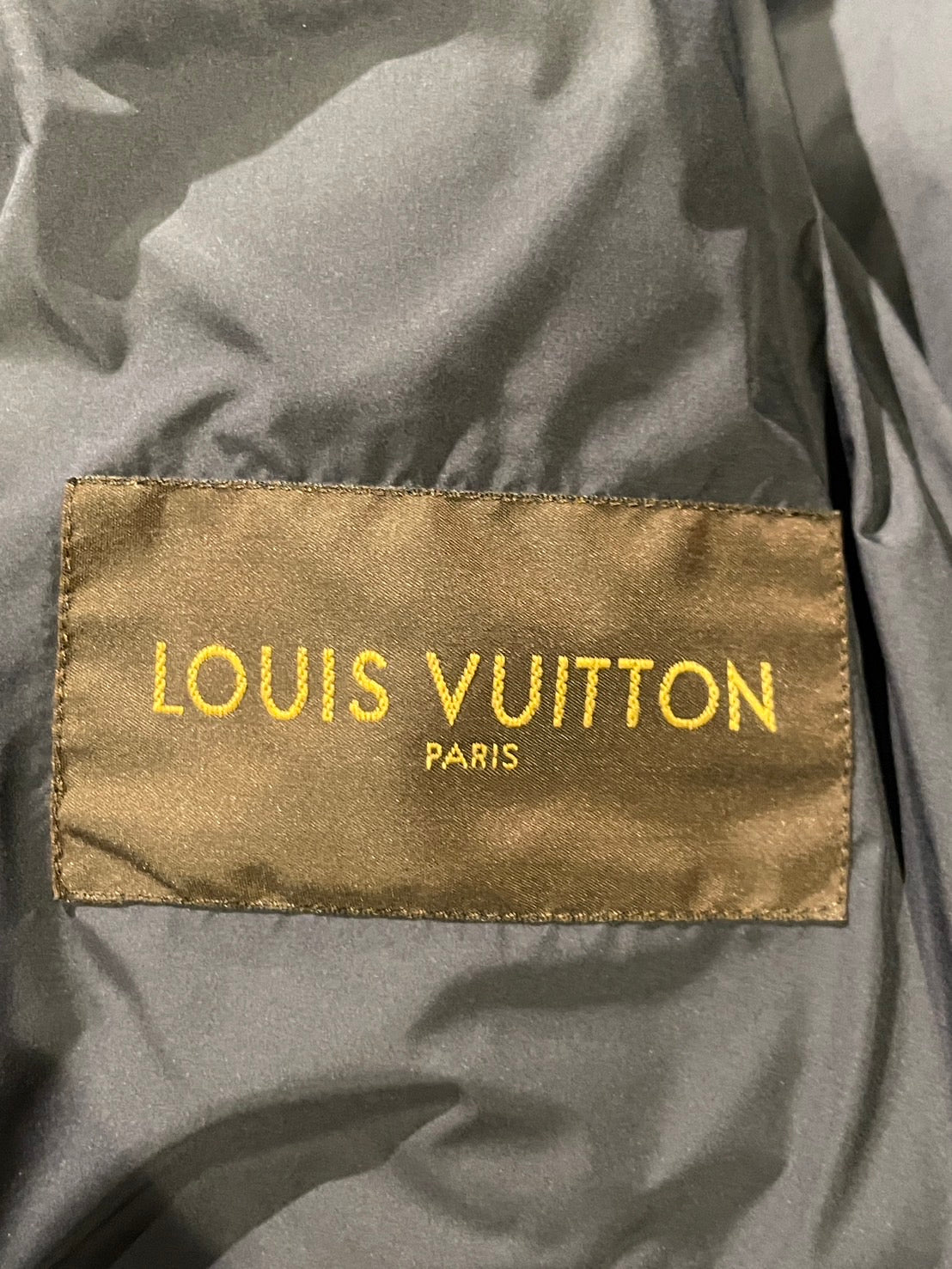 ルイ・ヴィトン ダウンジャケット