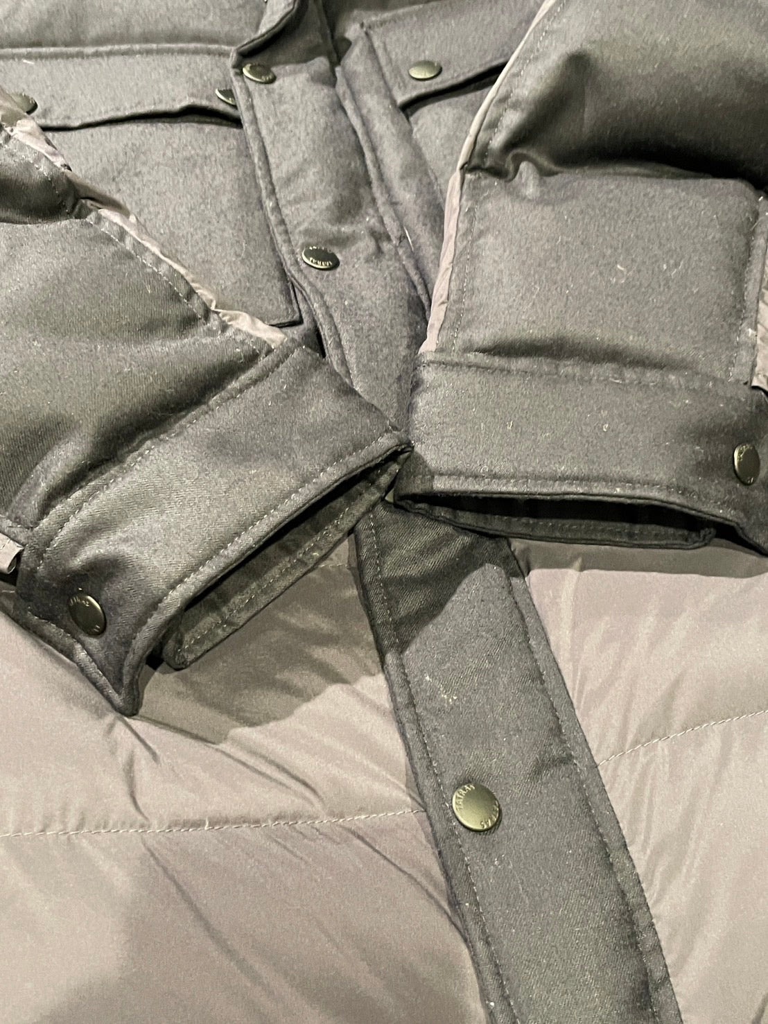 タトラス ビーゴ ダウンジャケット