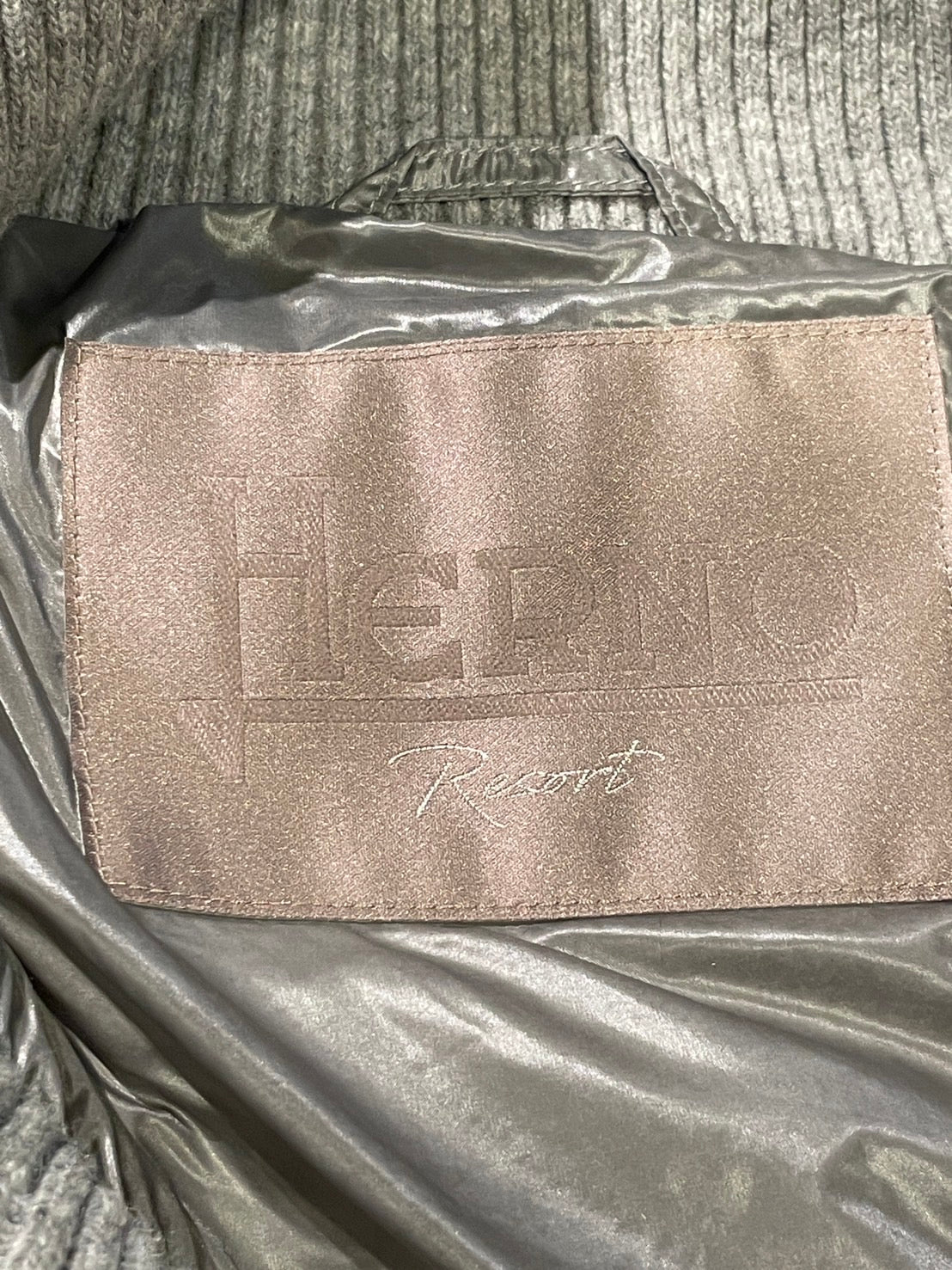 ヘルノ リゾート ライン リブニット ダウン コート