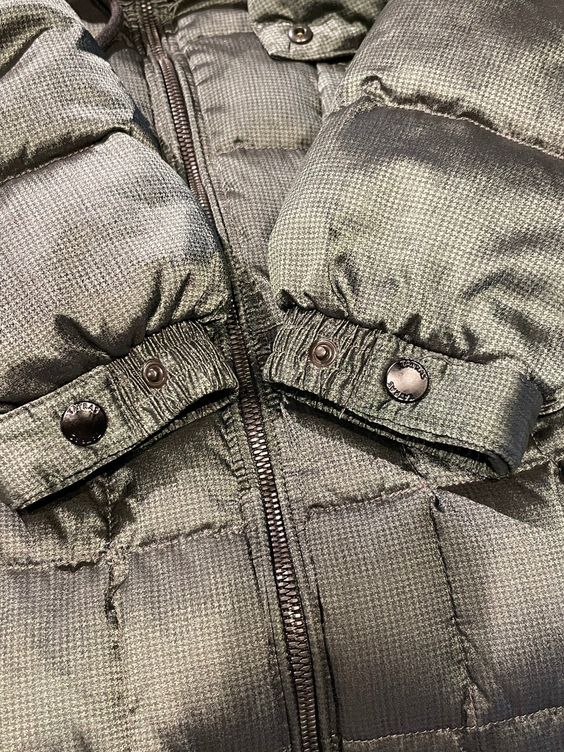 タトラス ダウンジャケット グリーン