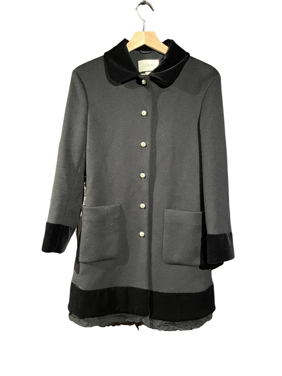 グッチ レースコート パールボタン