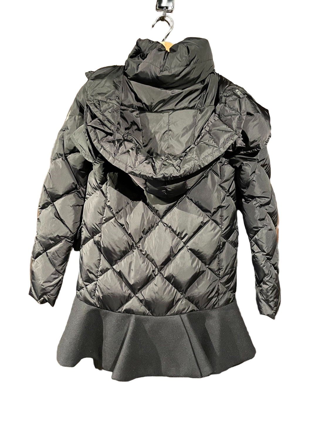 モンクレール ヴォロージュ フリル ダウンジャケット