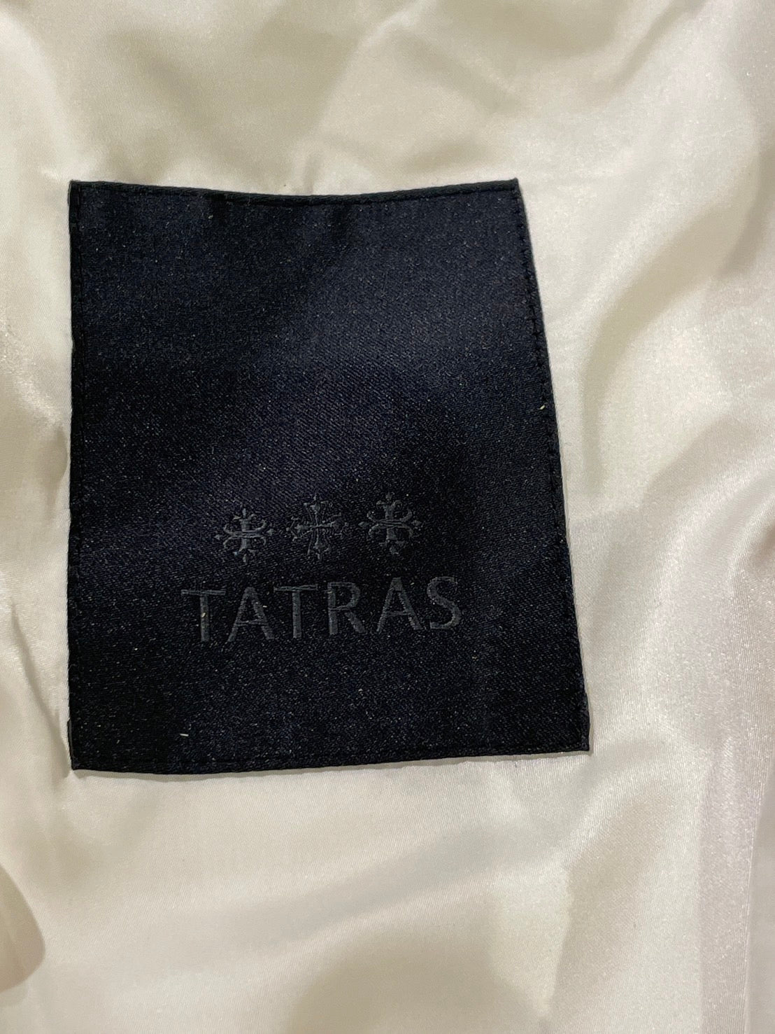 タトラス アストーニ