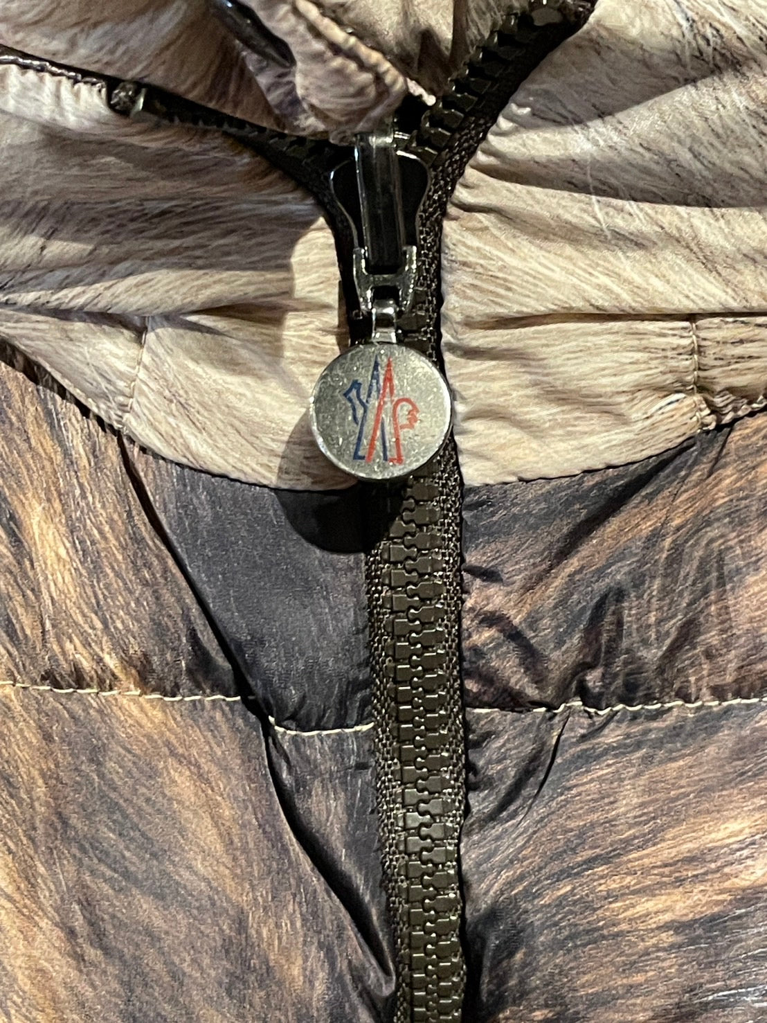 モンクレール BADYREV ダウンジャケット リバーシブル