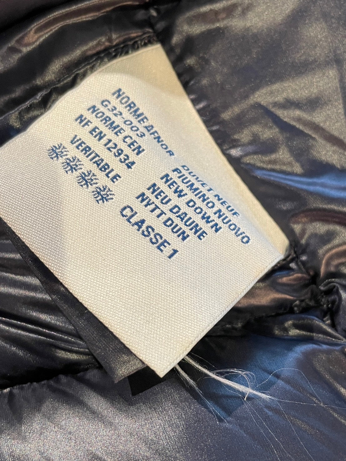 モンクレール BERRE ダウンジャケット