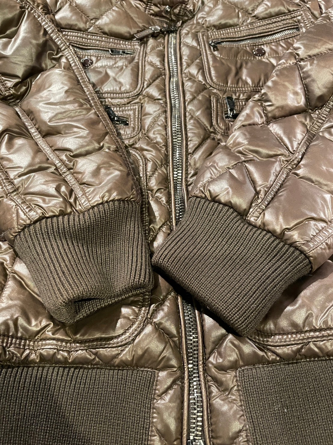 モンクレール LOUVRE キルティング ダウンジャケット