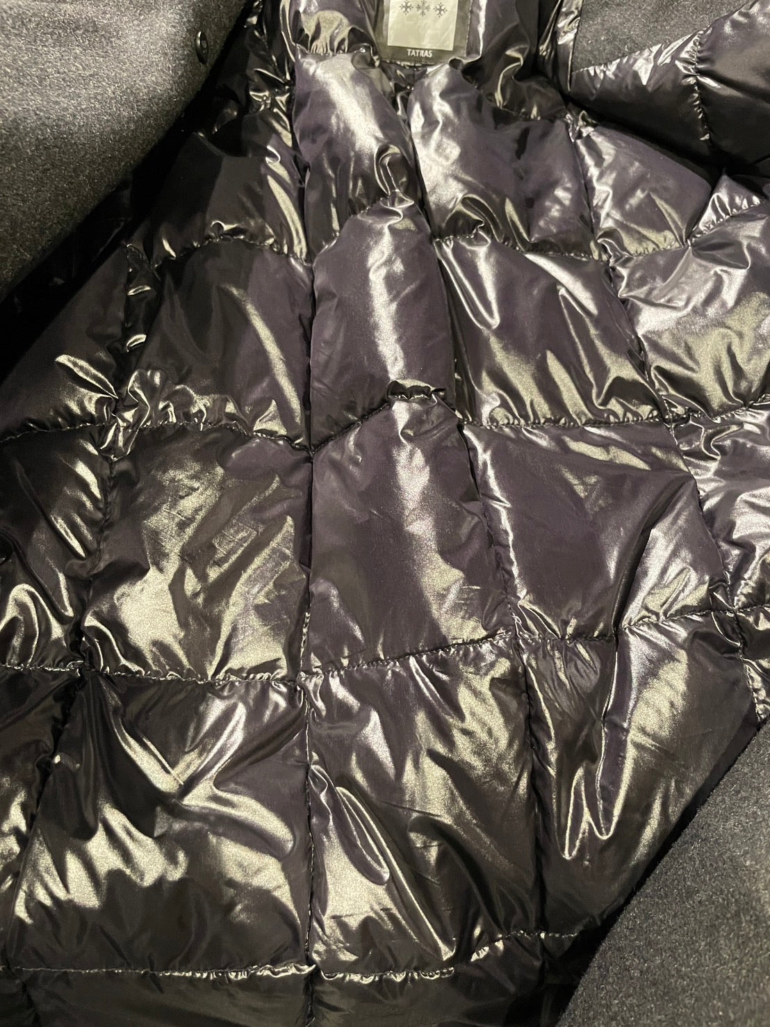 タトラス ピーコート