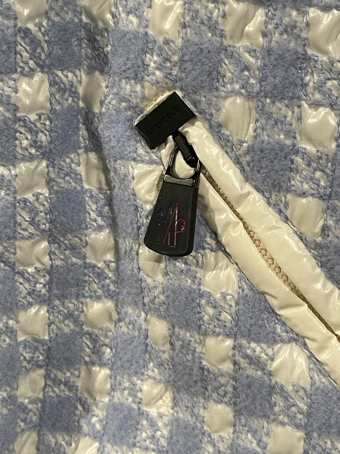 モンクレール MAGLIONE ダウンジャケット