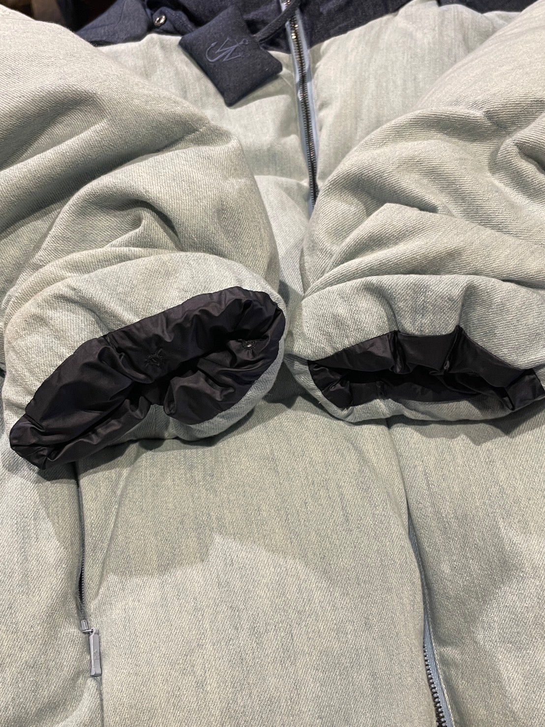 モンクレール ジーニアス アンダーソン デニム ダウンジャケット