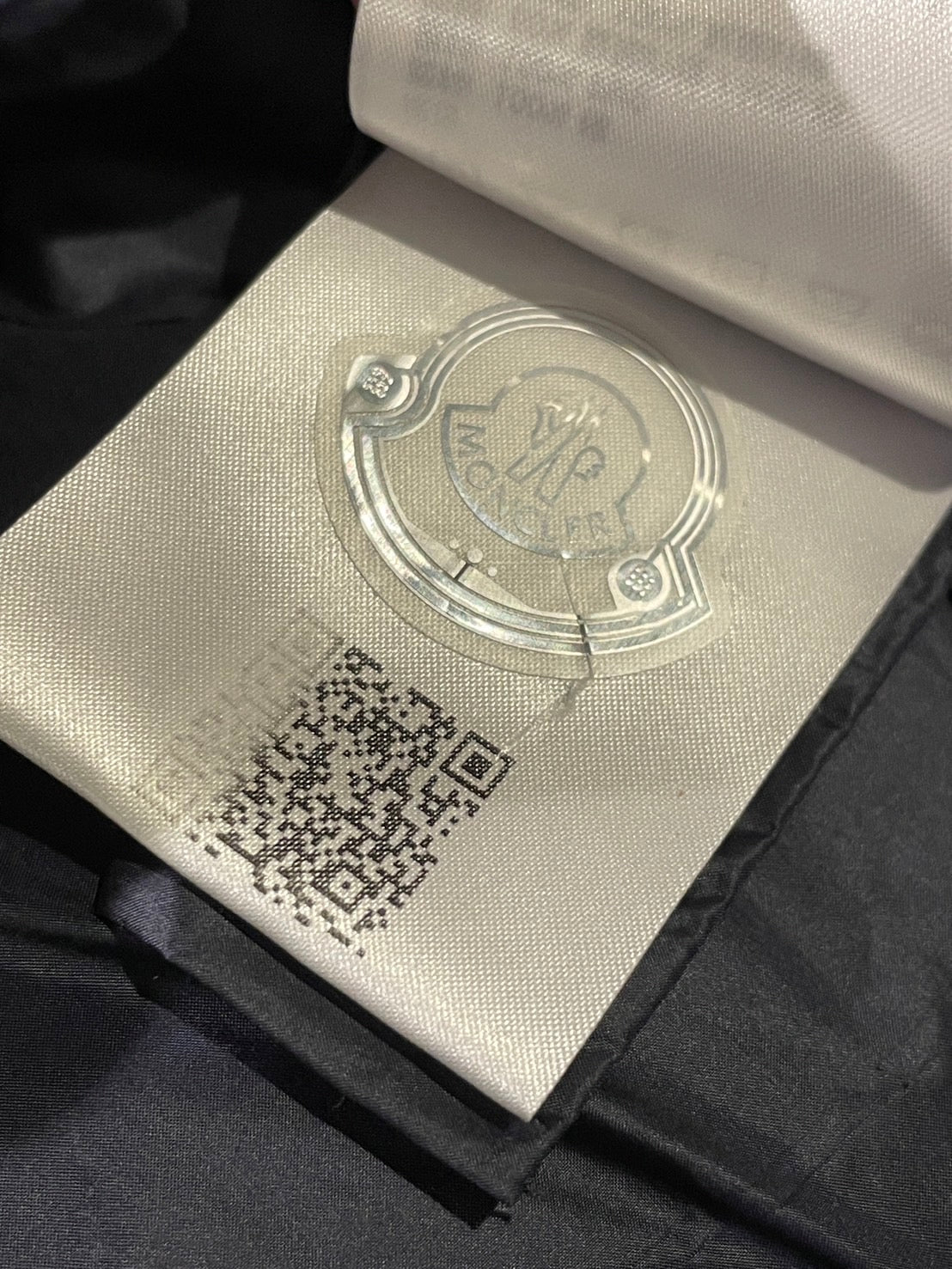 モンクレール ジーニアス アンダーソン デニム ダウンジャケット