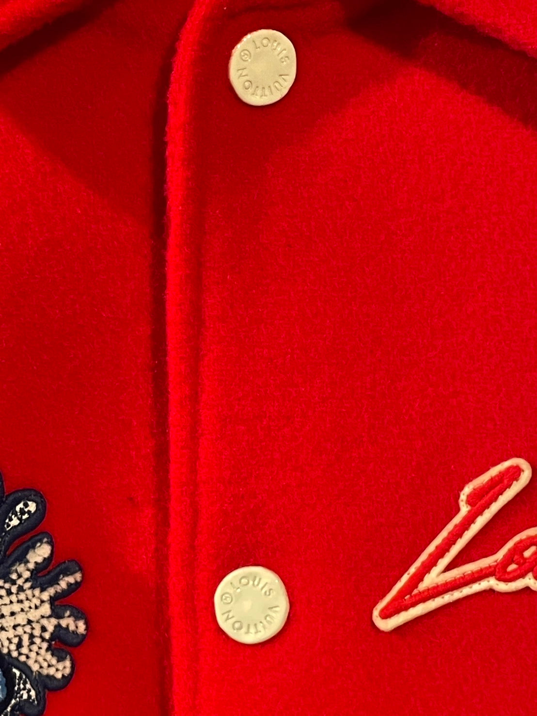 未使用 ヴィトン 草間彌生 エンブロイダードバーシティ ブルゾン スタジャン