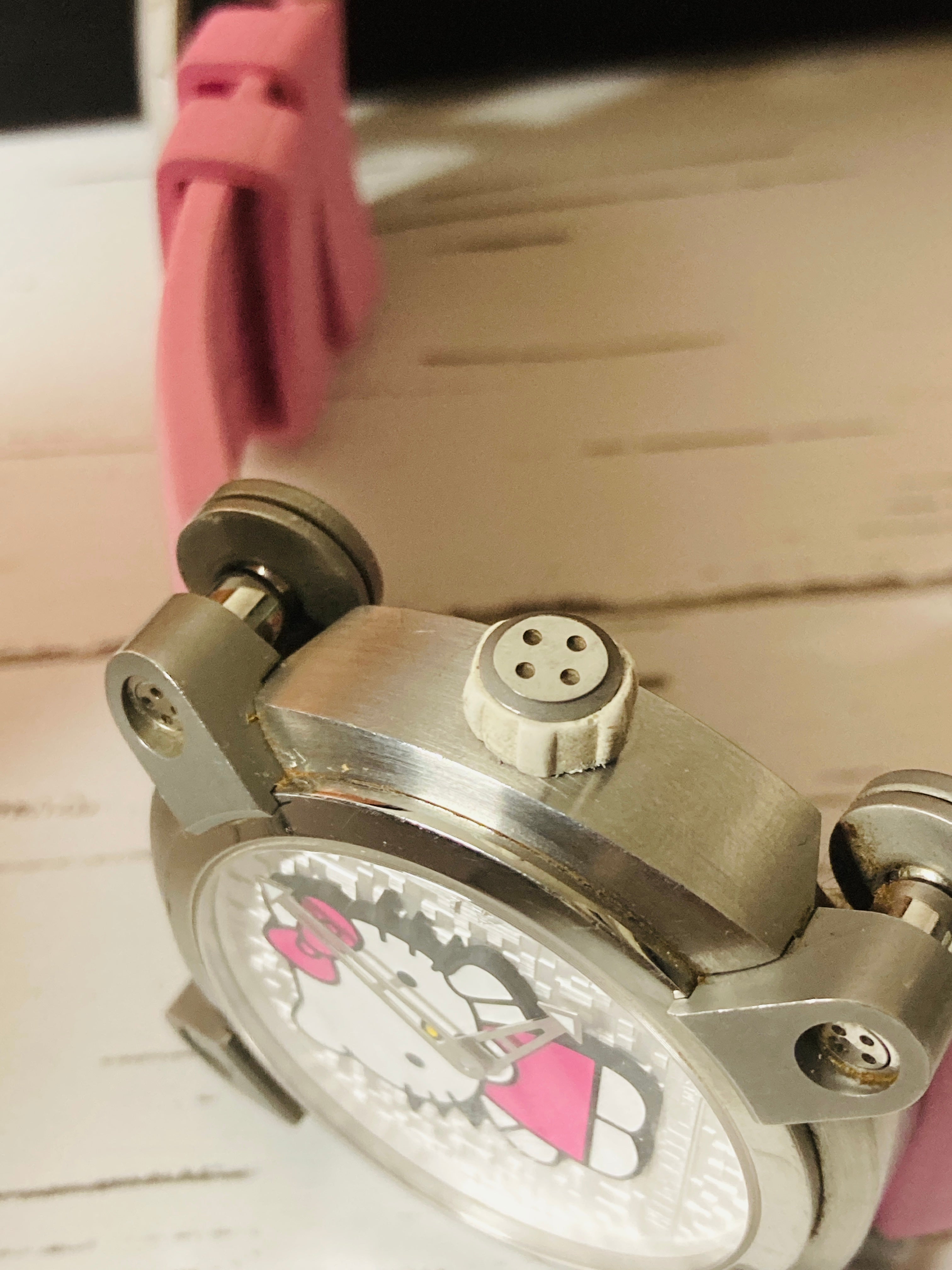 ロマンジェローム ハローキティコラボ 腕時計 限定生産76本