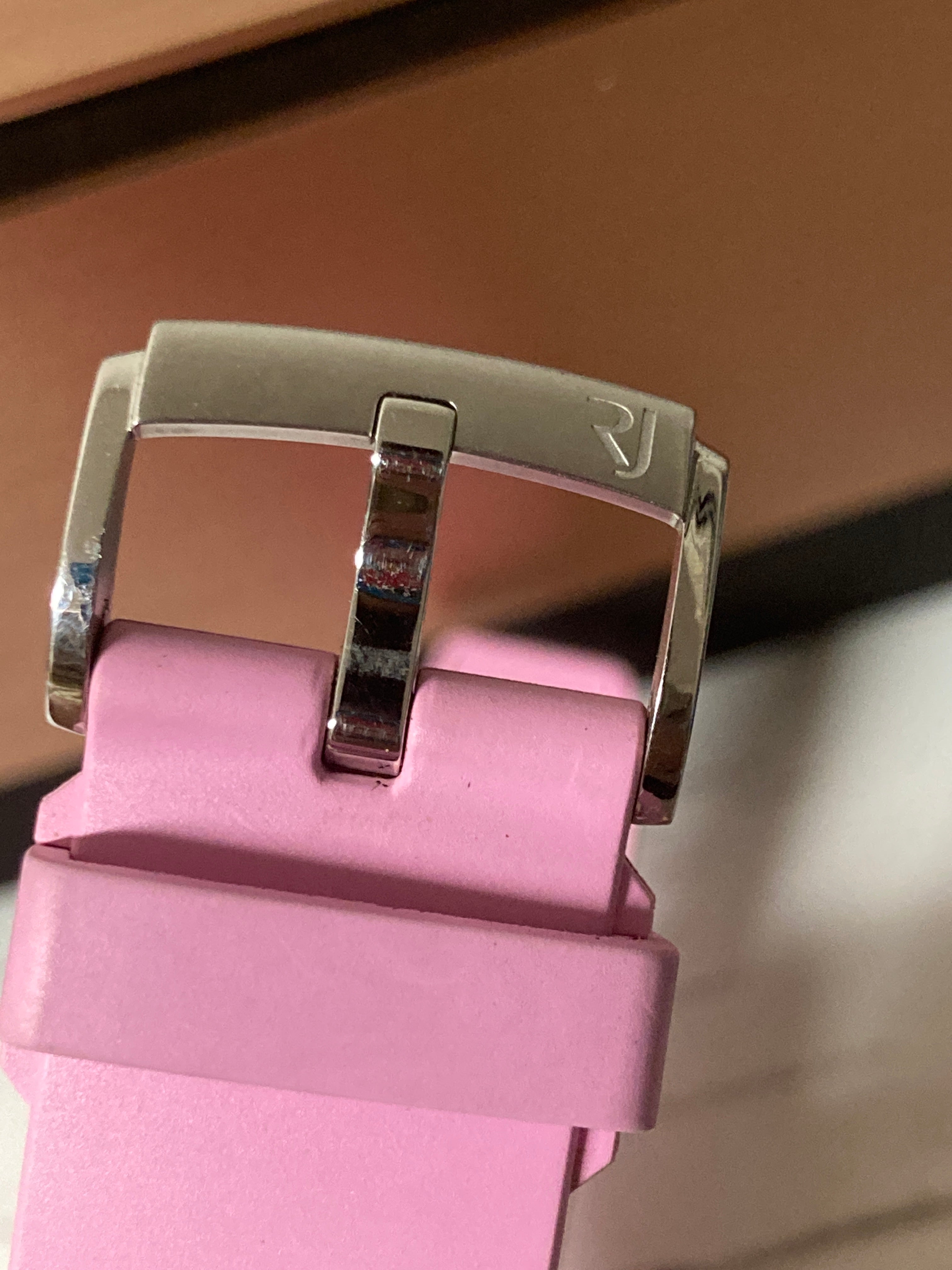 ロマンジェローム ハローキティコラボ 腕時計 限定生産76本