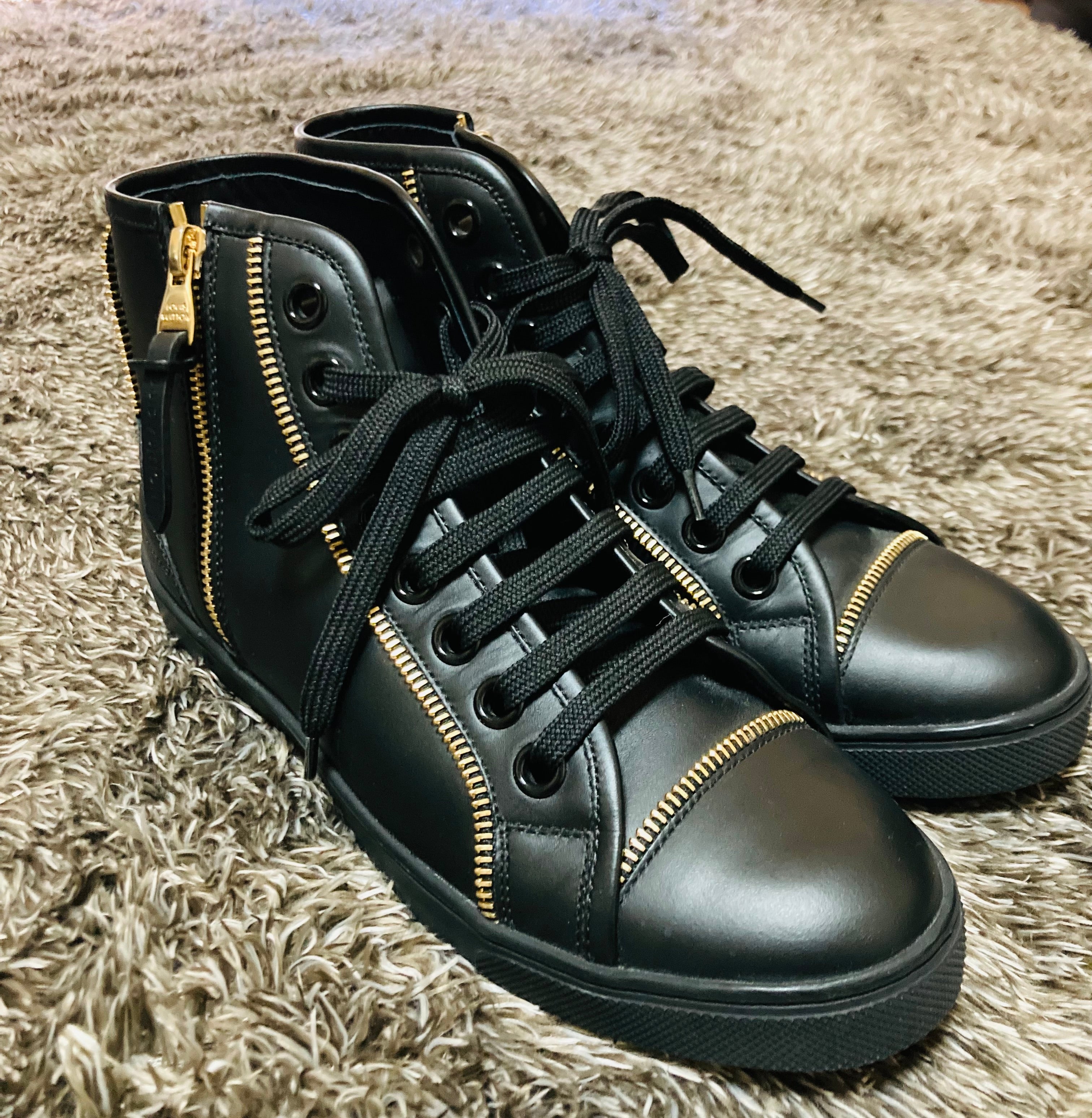 ルイ・ヴィトン ハイカットスニーカー