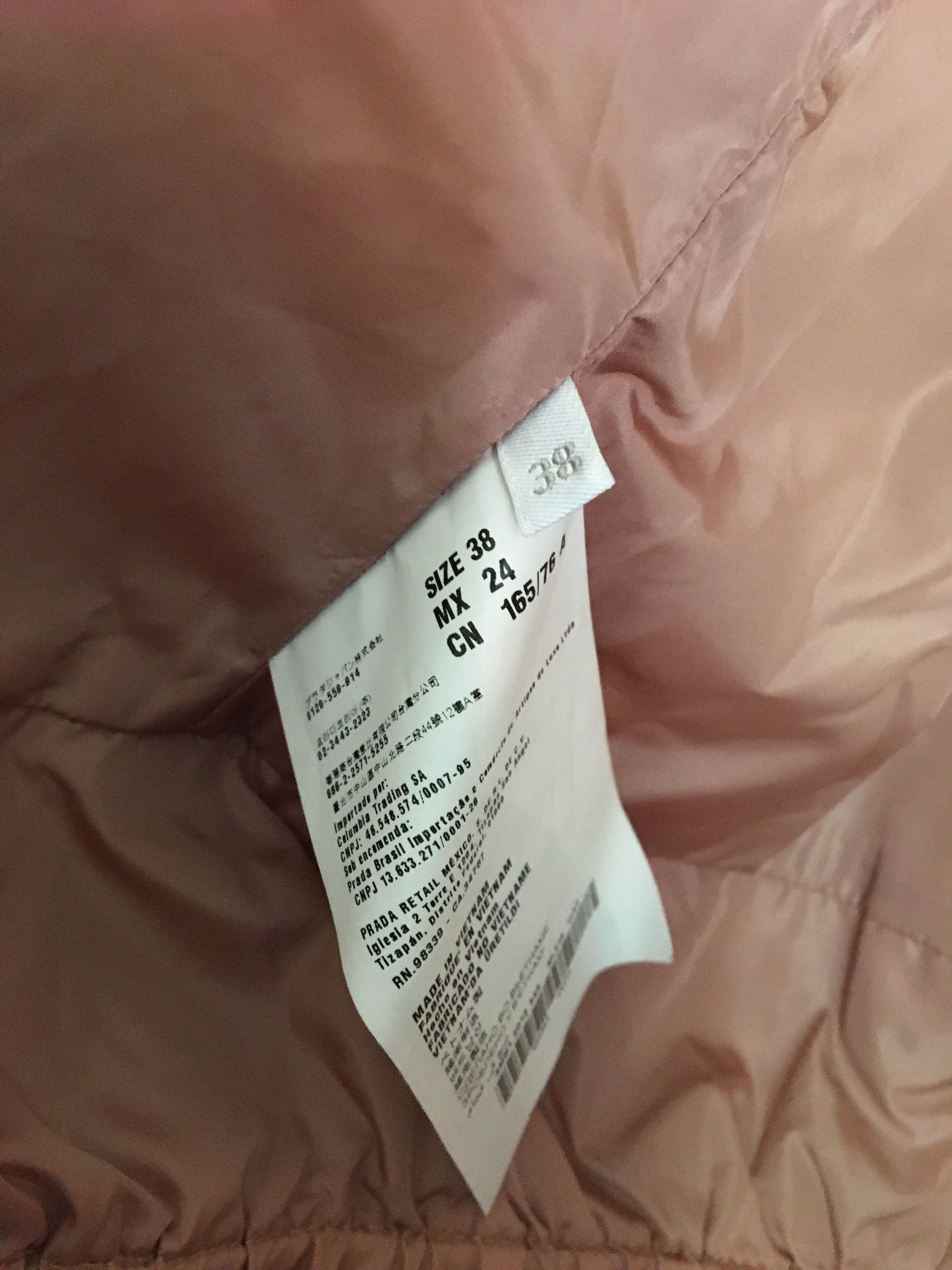 ミュウミュウ ダウンジャケット ショート丈