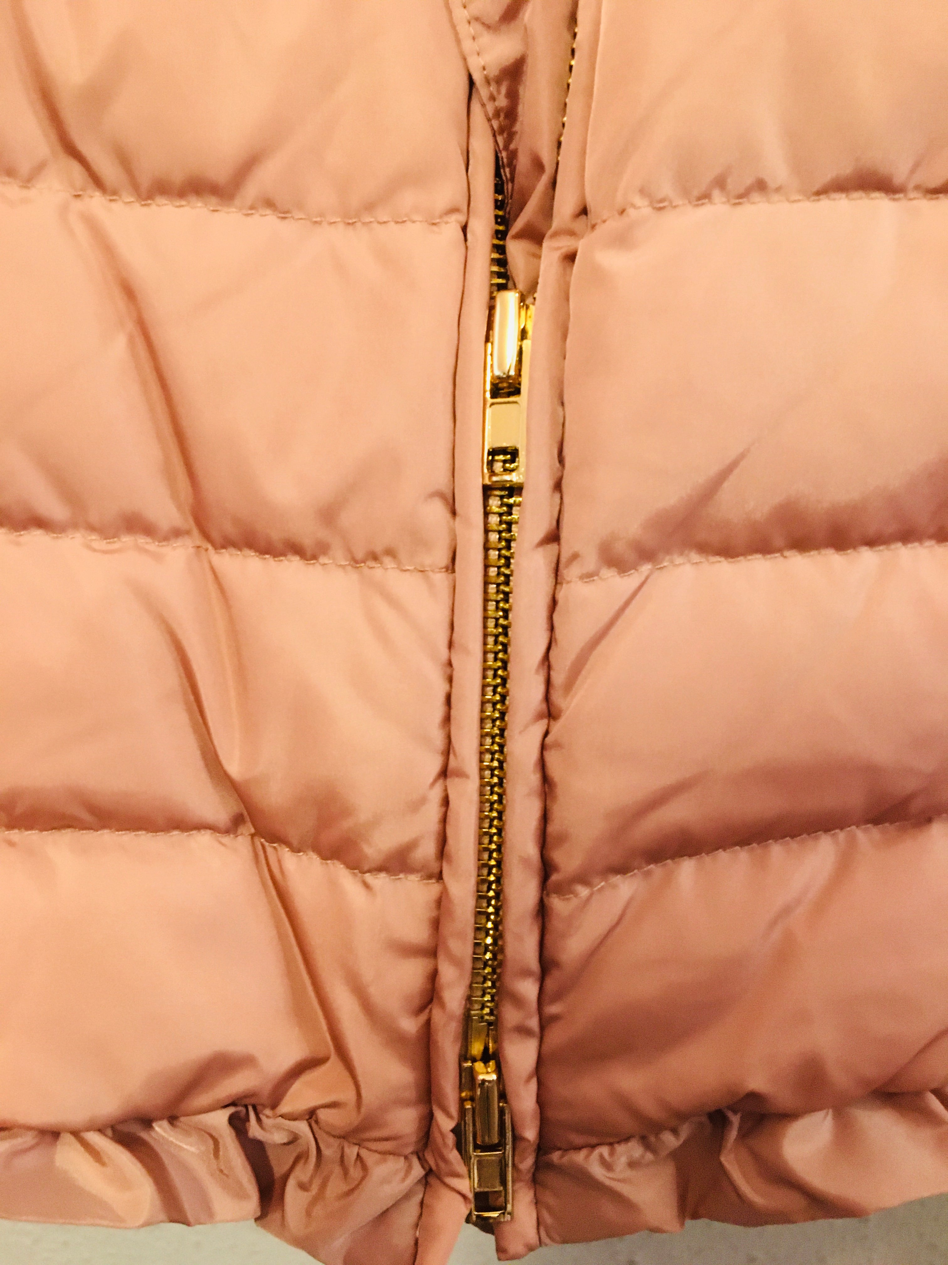 ミュウミュウ ダウンジャケット ショート丈