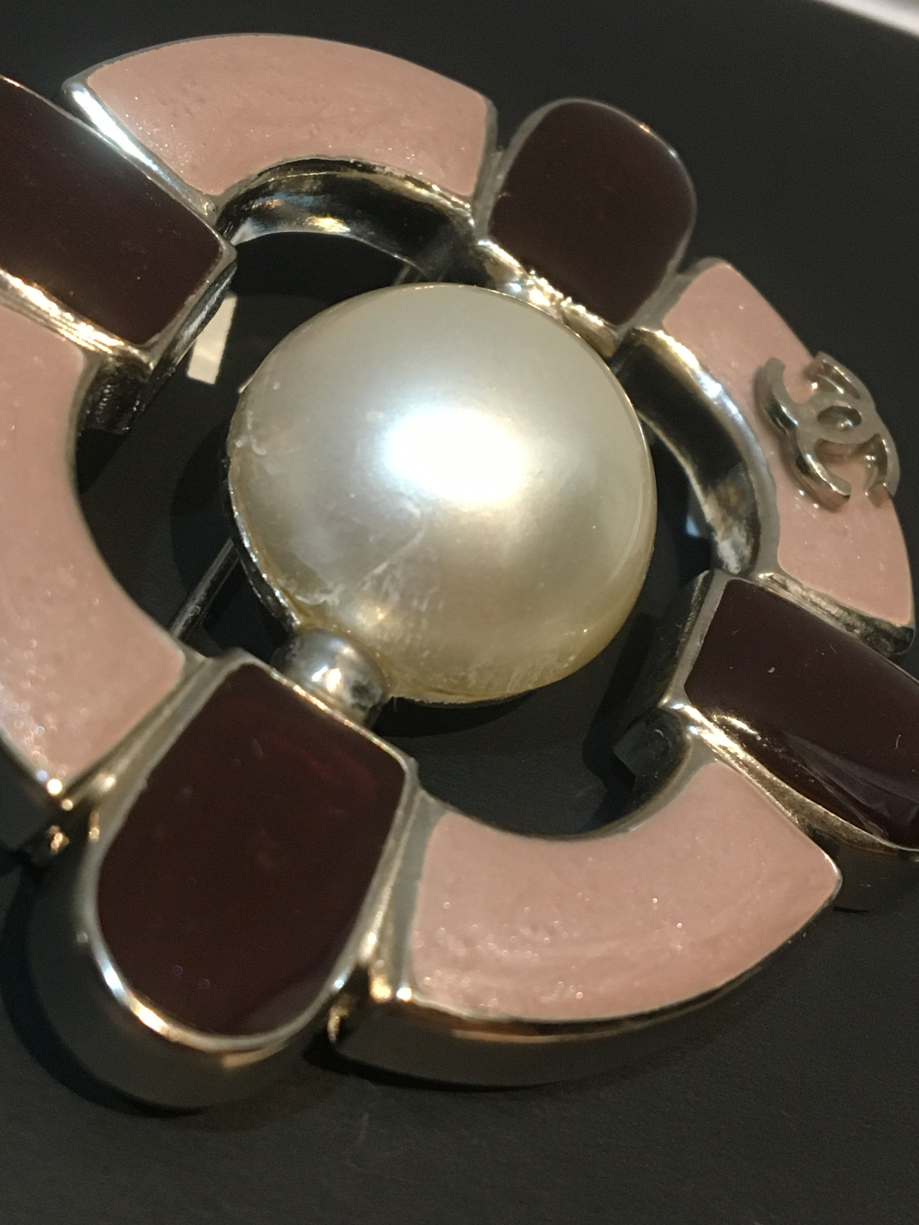 シャネル パール ブローチ