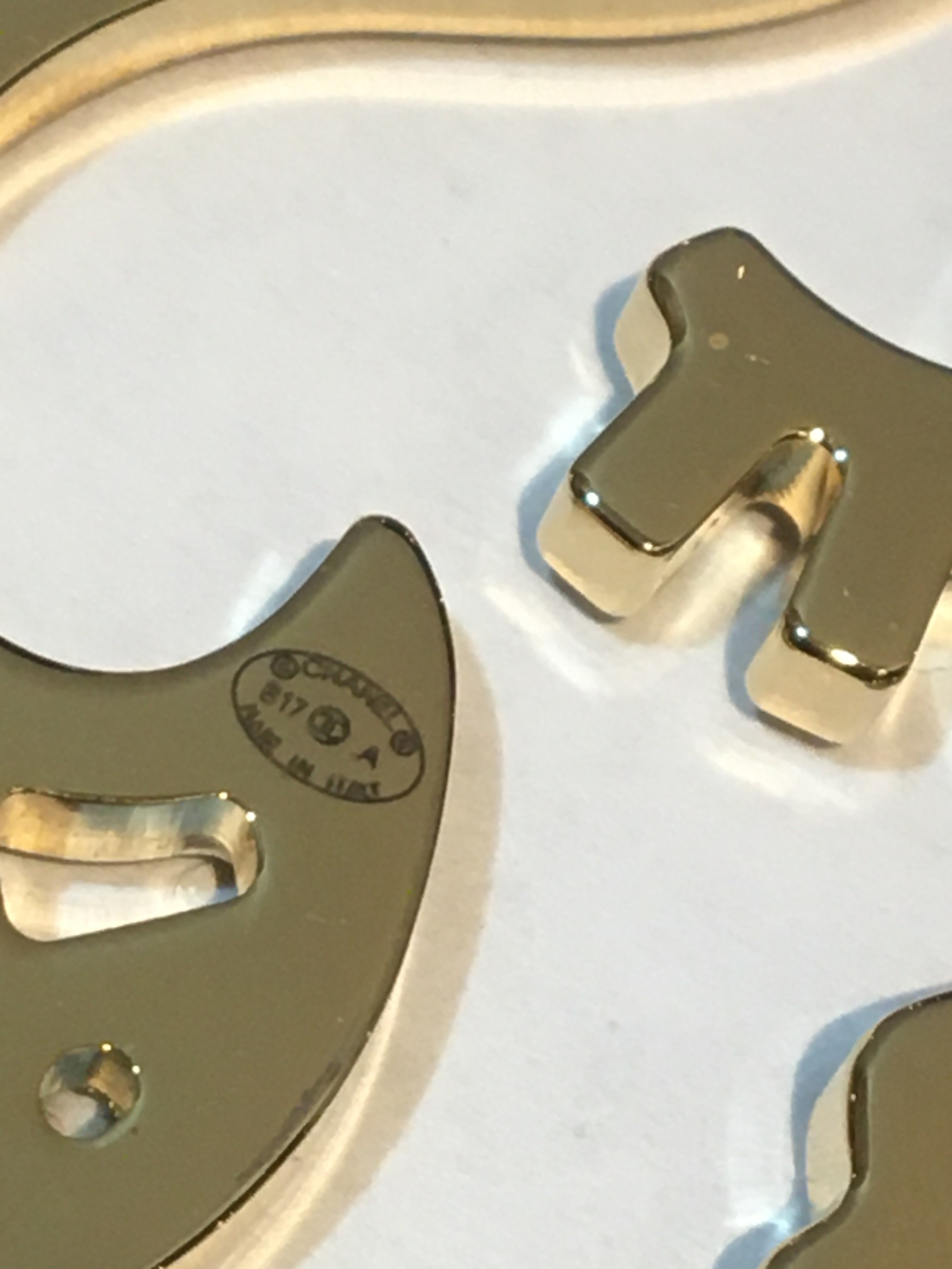 シャネル ラインストーン ブローチ