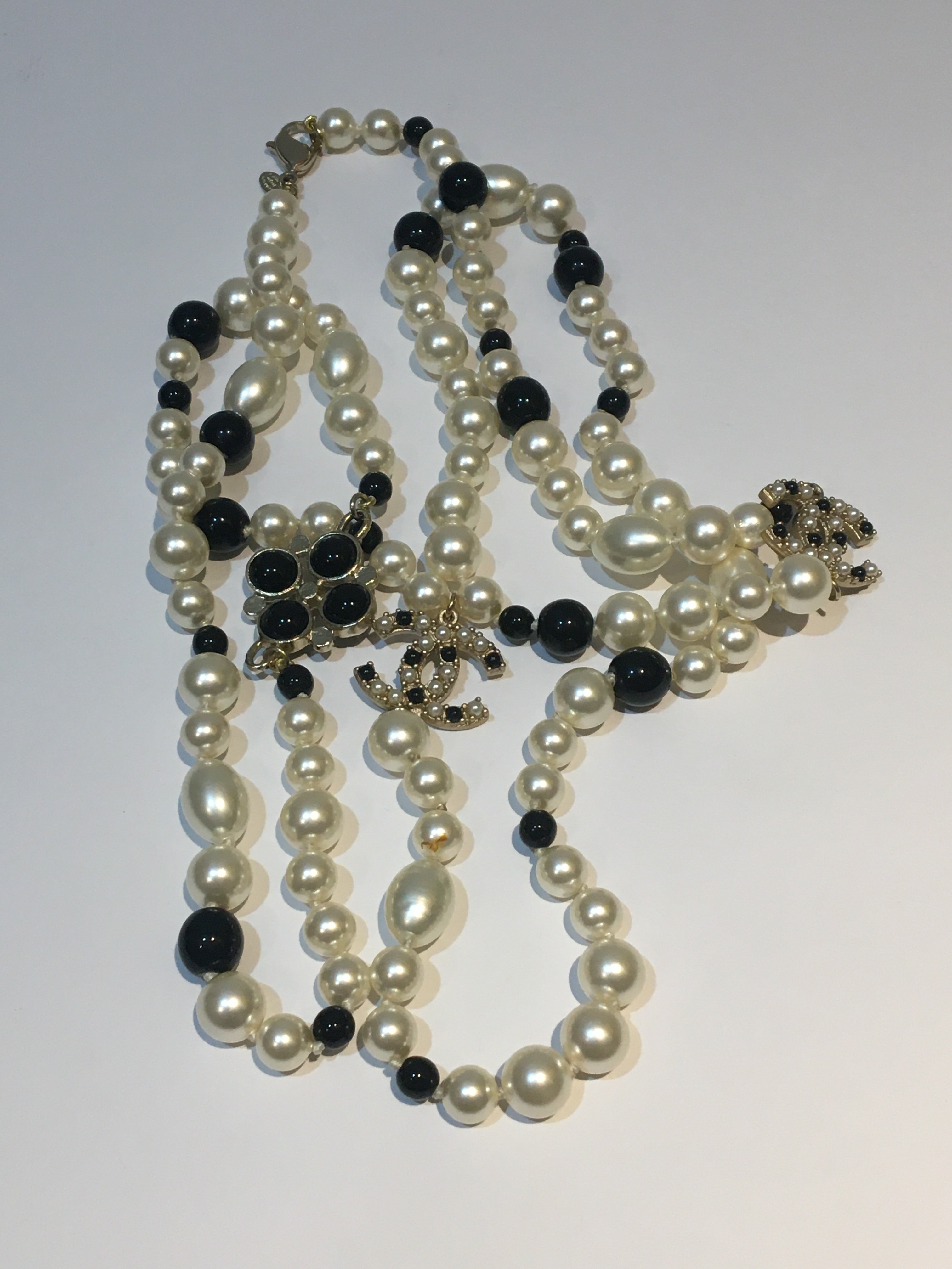 シャネル パールロングネックレス