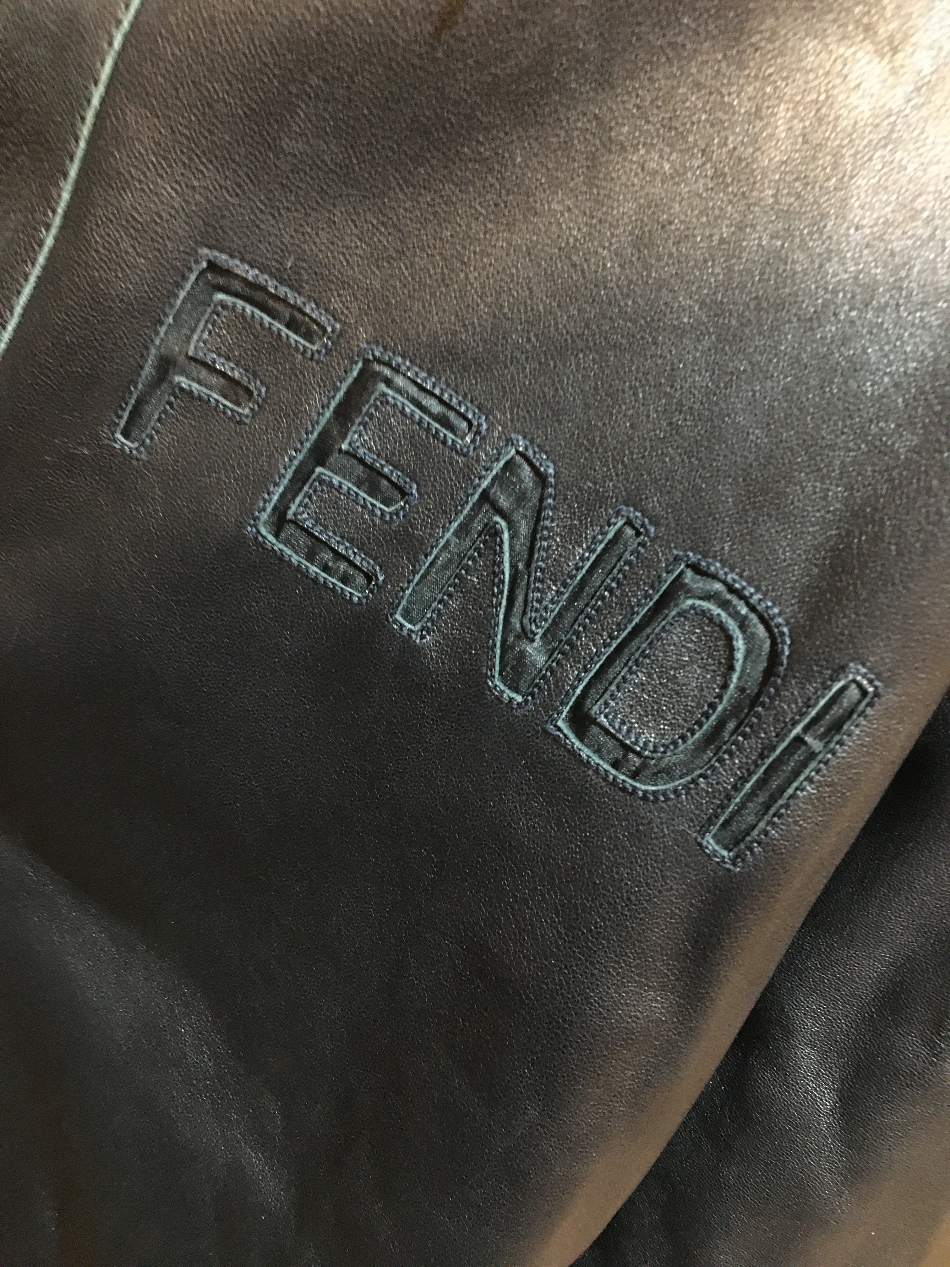 フェンディ レザー セットアップ