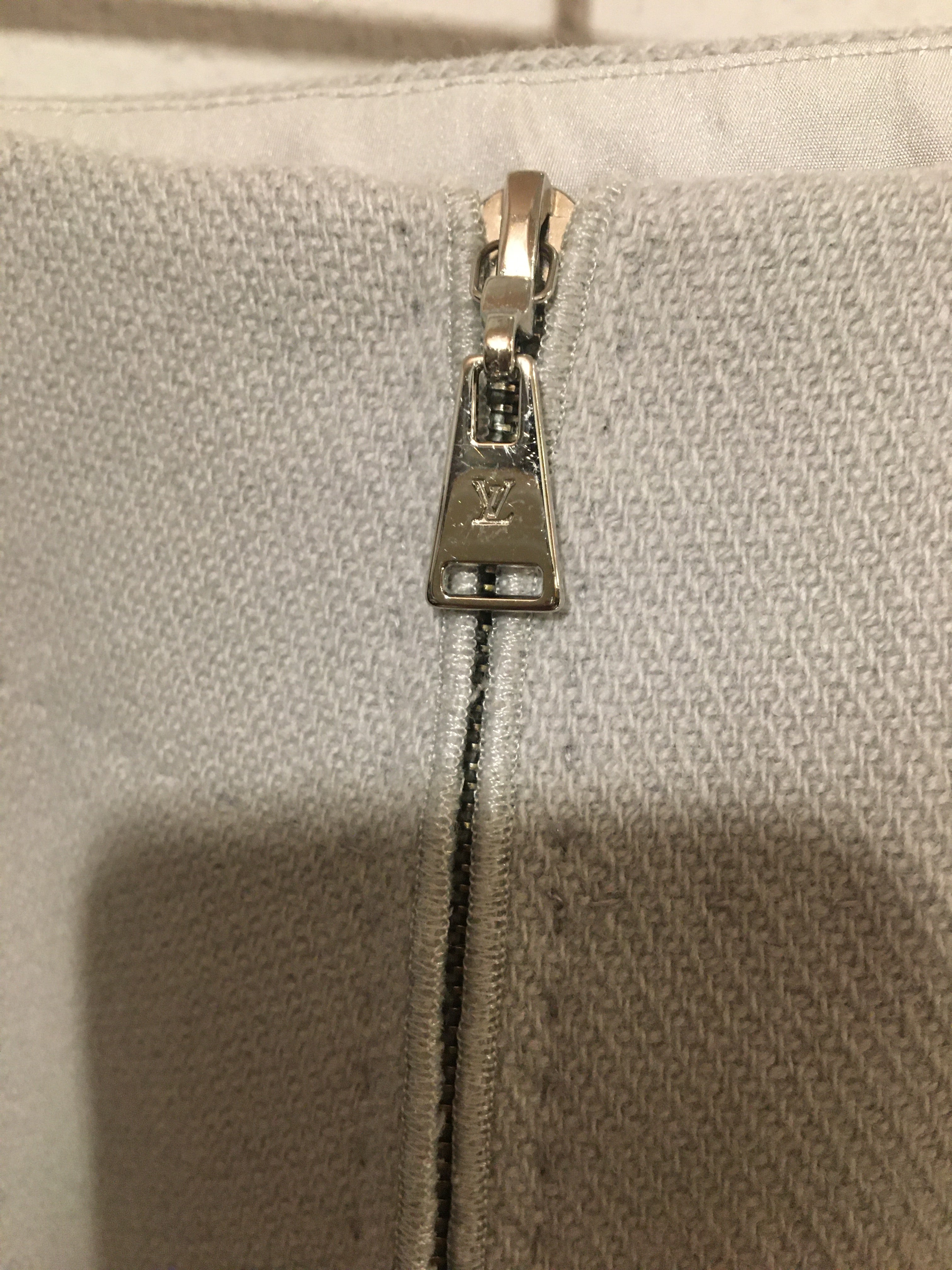 ルイ・ヴィトン タイトスカート