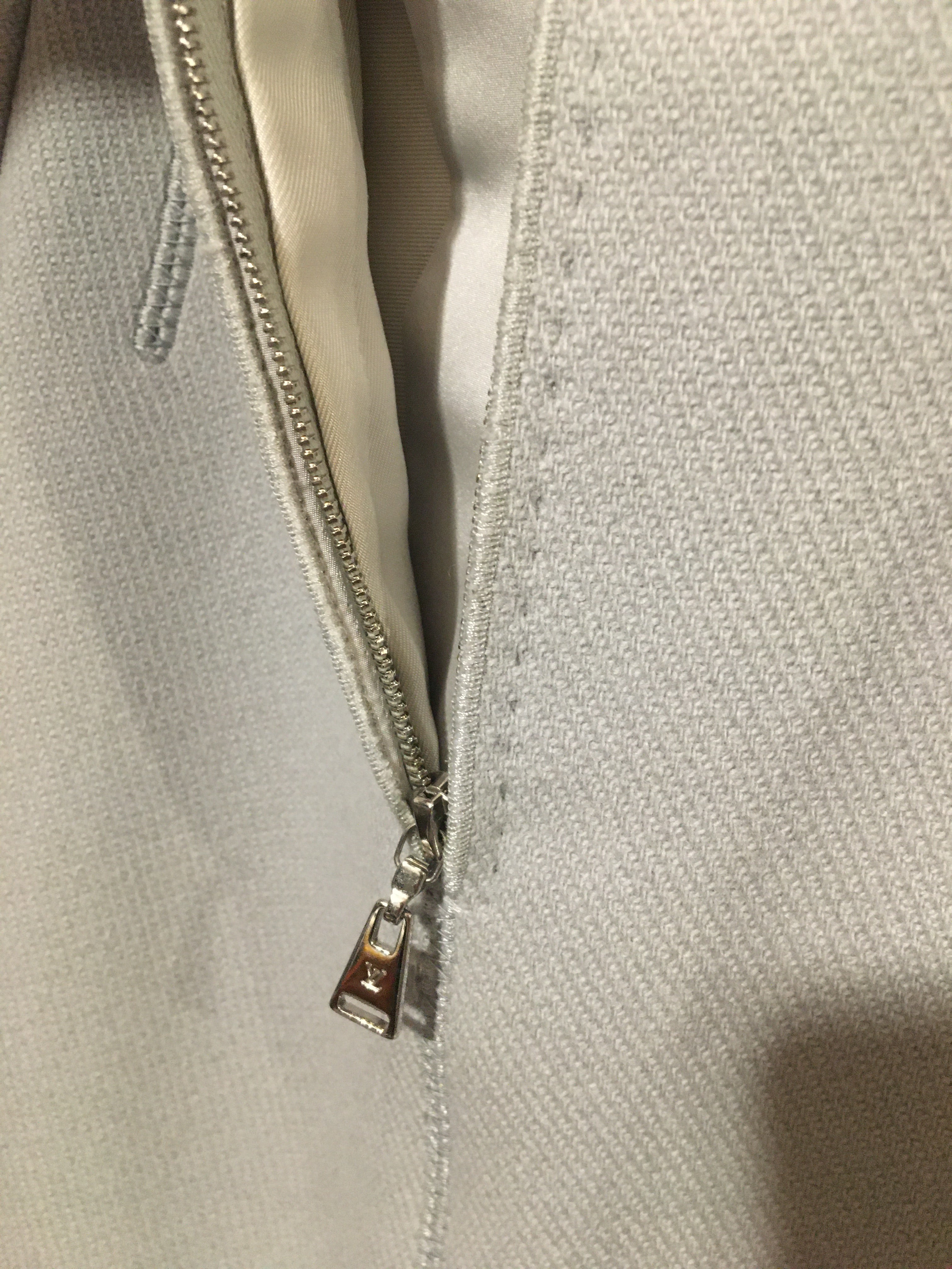 ルイ・ヴィトン タイトスカート