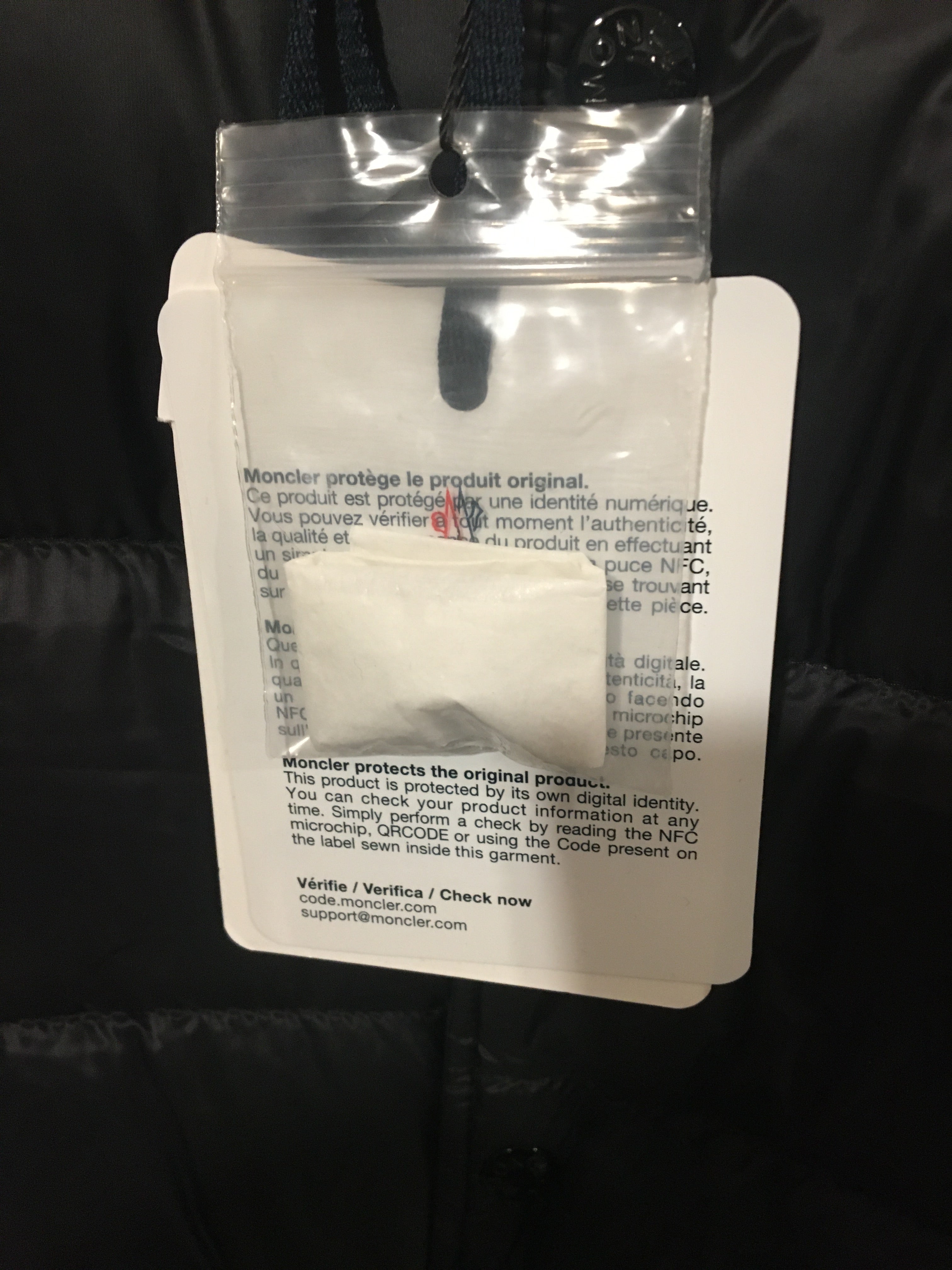 モンクレール バーフォーテン ダウンジャケット