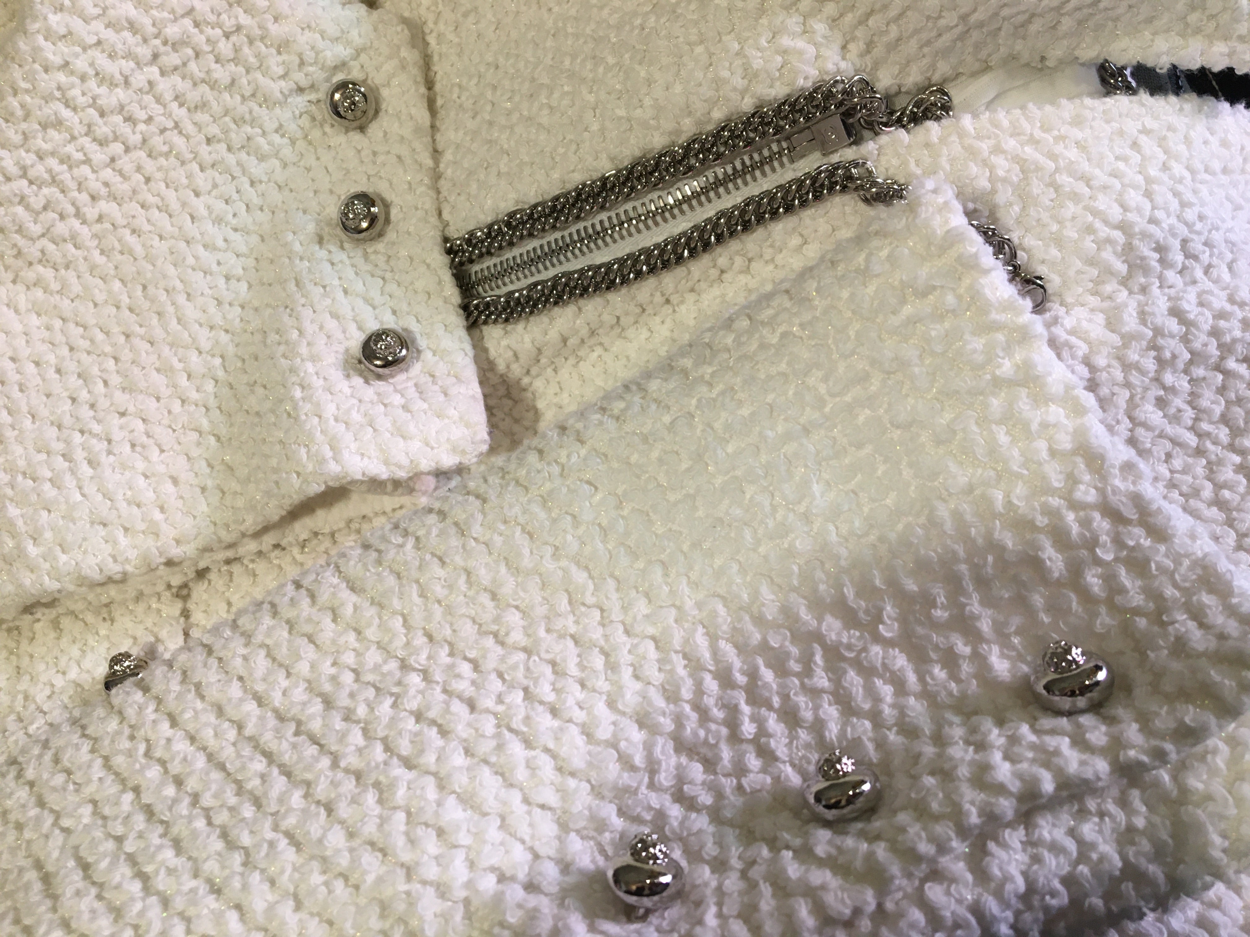 シャネル ツイードジャケット