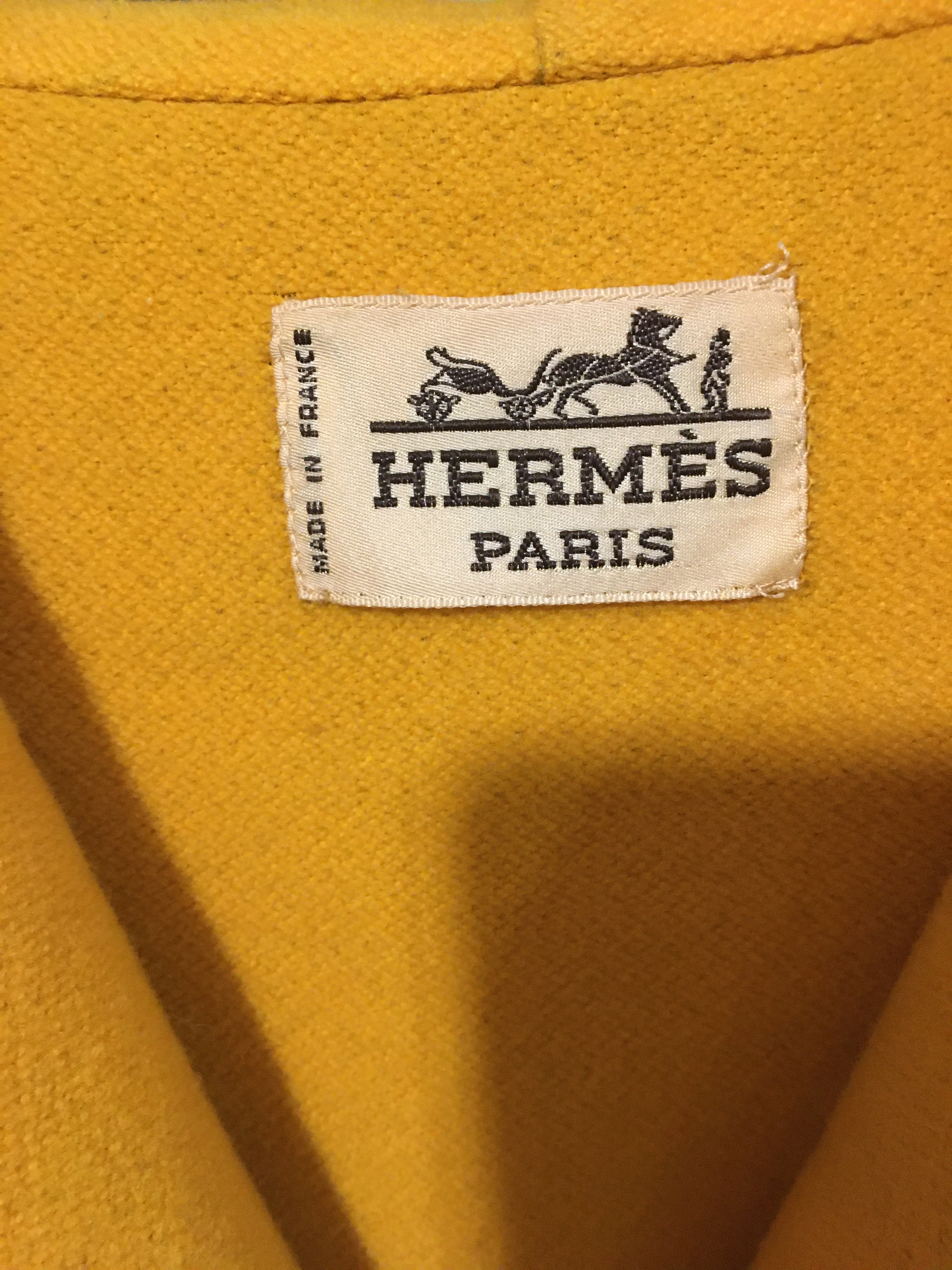 エルメス ダッフルフーテッド コート