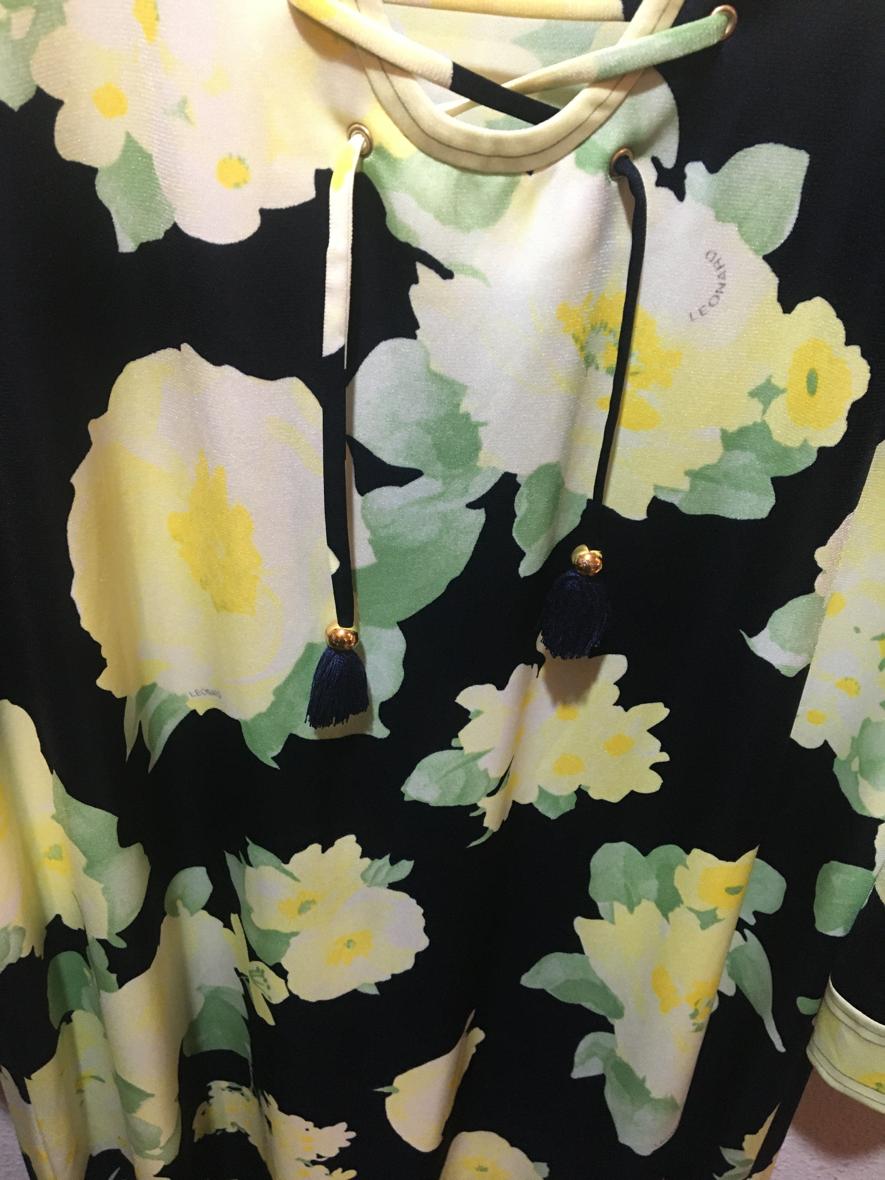 レオナール 長袖 花柄ワンピース