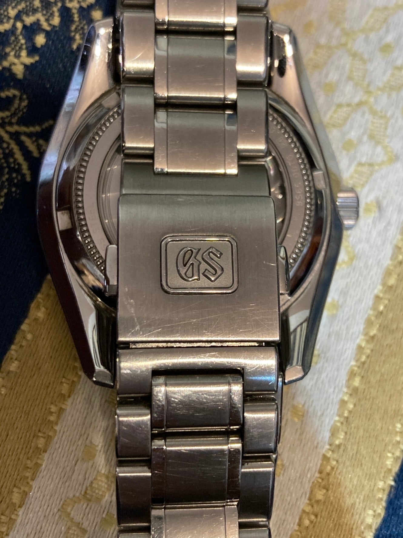 グランドセイコー SBGR317 腕時計 黒文字盤 裏透け