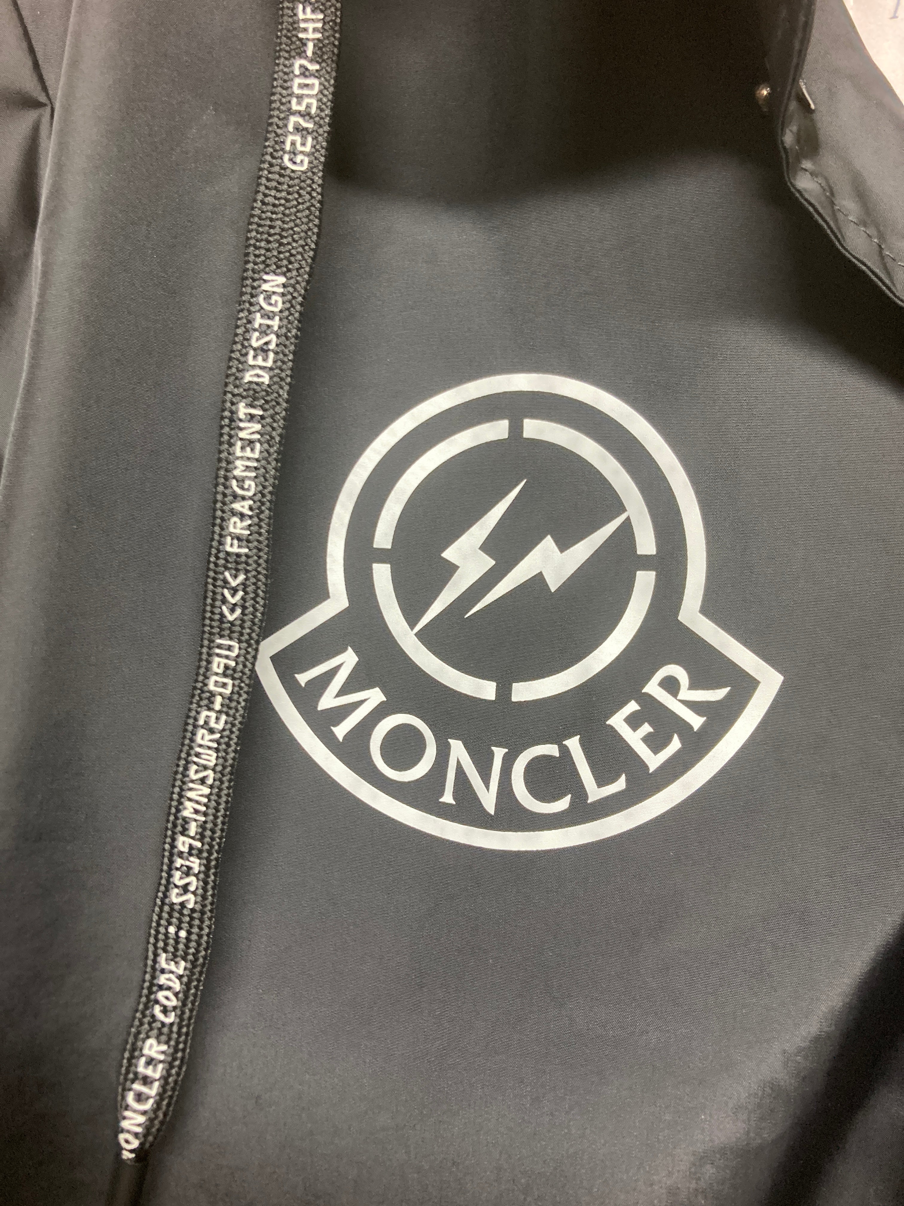 モンクレール フラグメント ダウンビート ナイロン コート