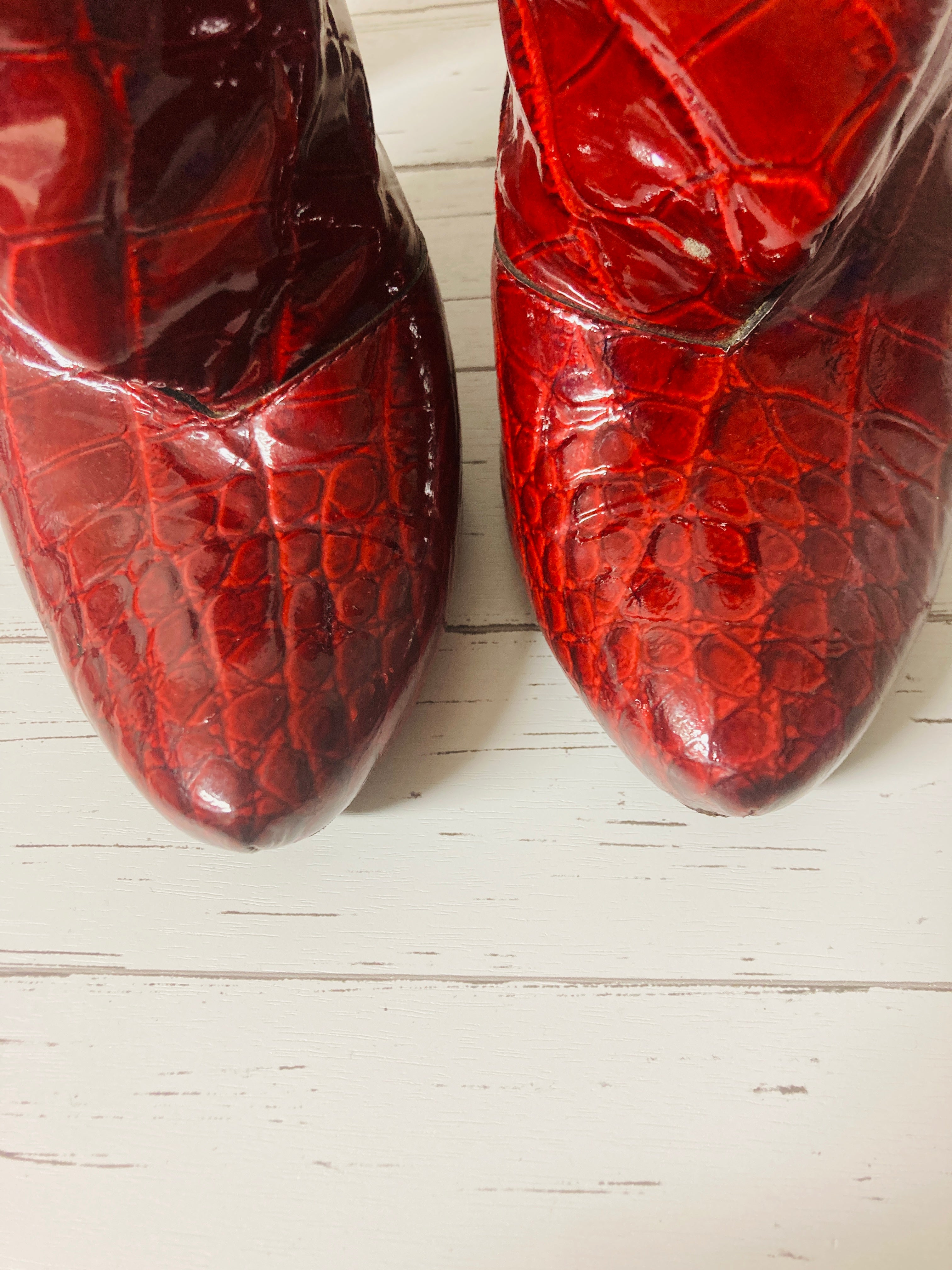 ルイ・ヴィトン クロコ柄 ヴェルニ ヒール