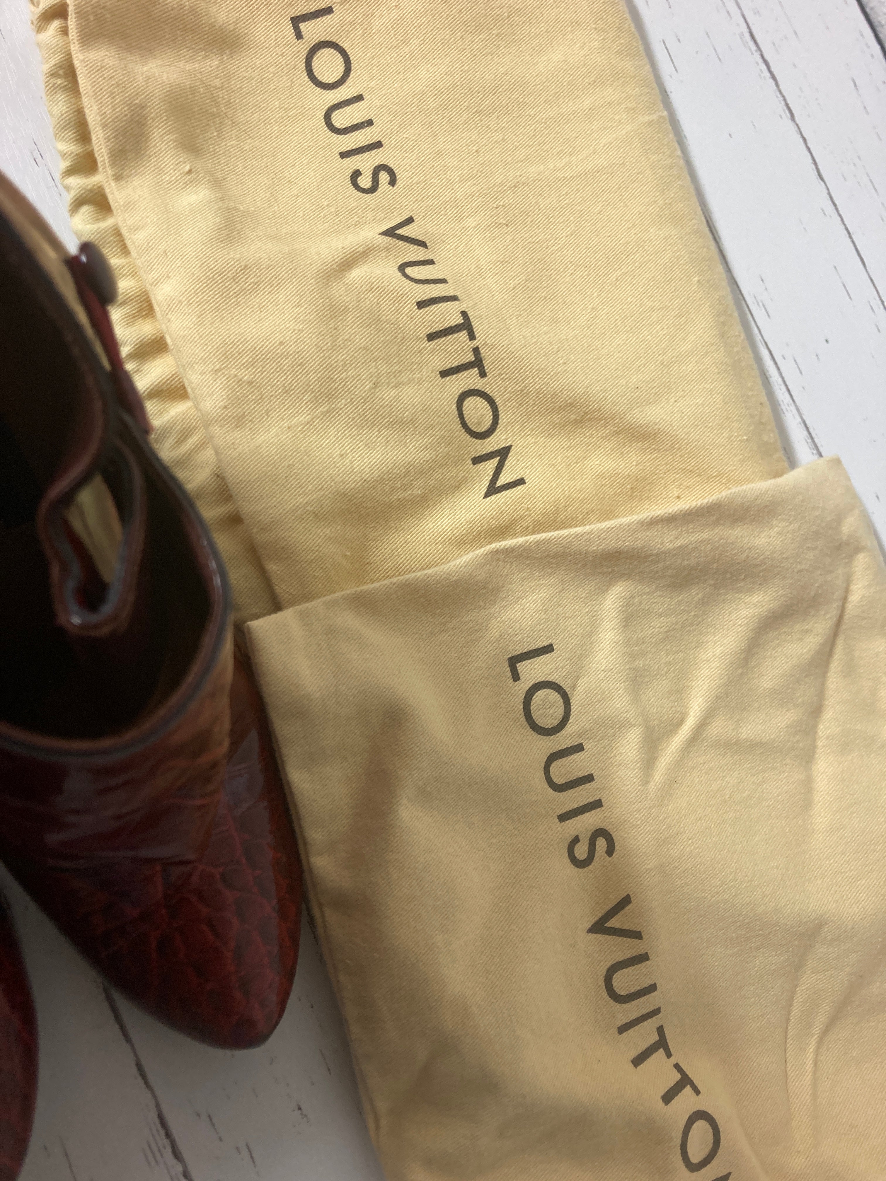 ルイ・ヴィトン クロコ柄 ヴェルニ ヒール