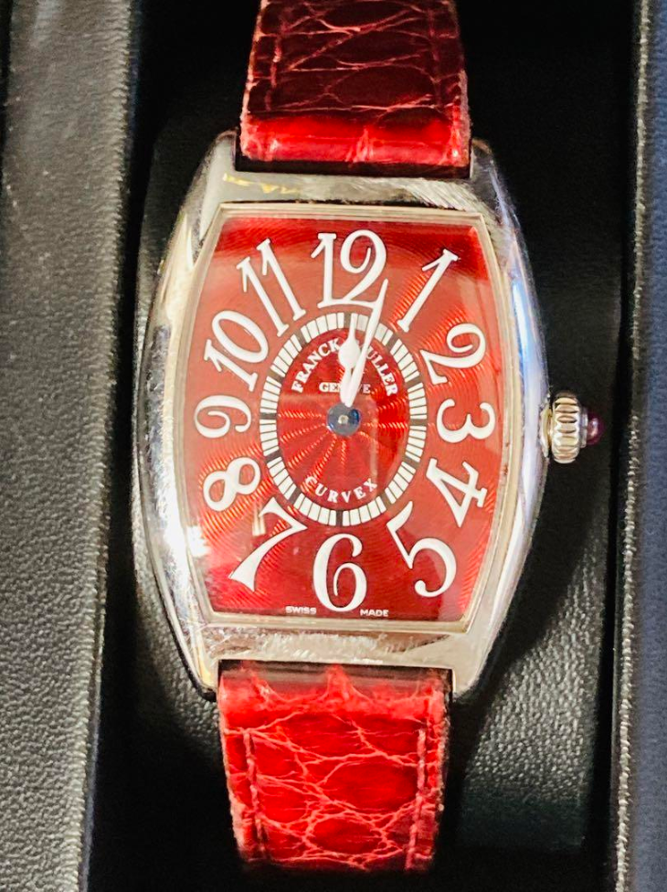 フランクミュラー トノーカーベックス 1752QZ 腕時計