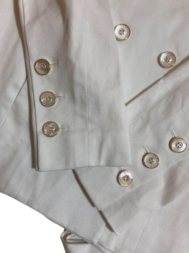 シャネル セットアップ スーツ 白 シェル ボタン