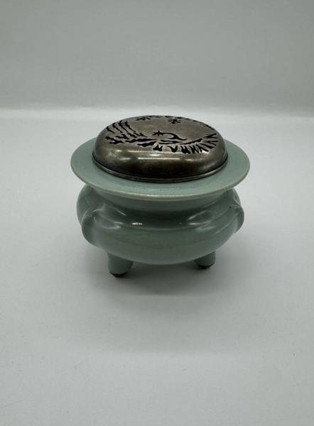 加藤渓山 青磁 三足香炉 銀火屋