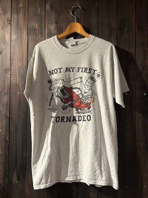 メンズヴィンテージ　Tシャツ 【TWISTERS / COMPANY】グレー