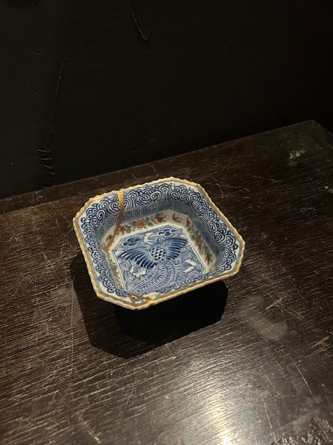 伊万里　角皿