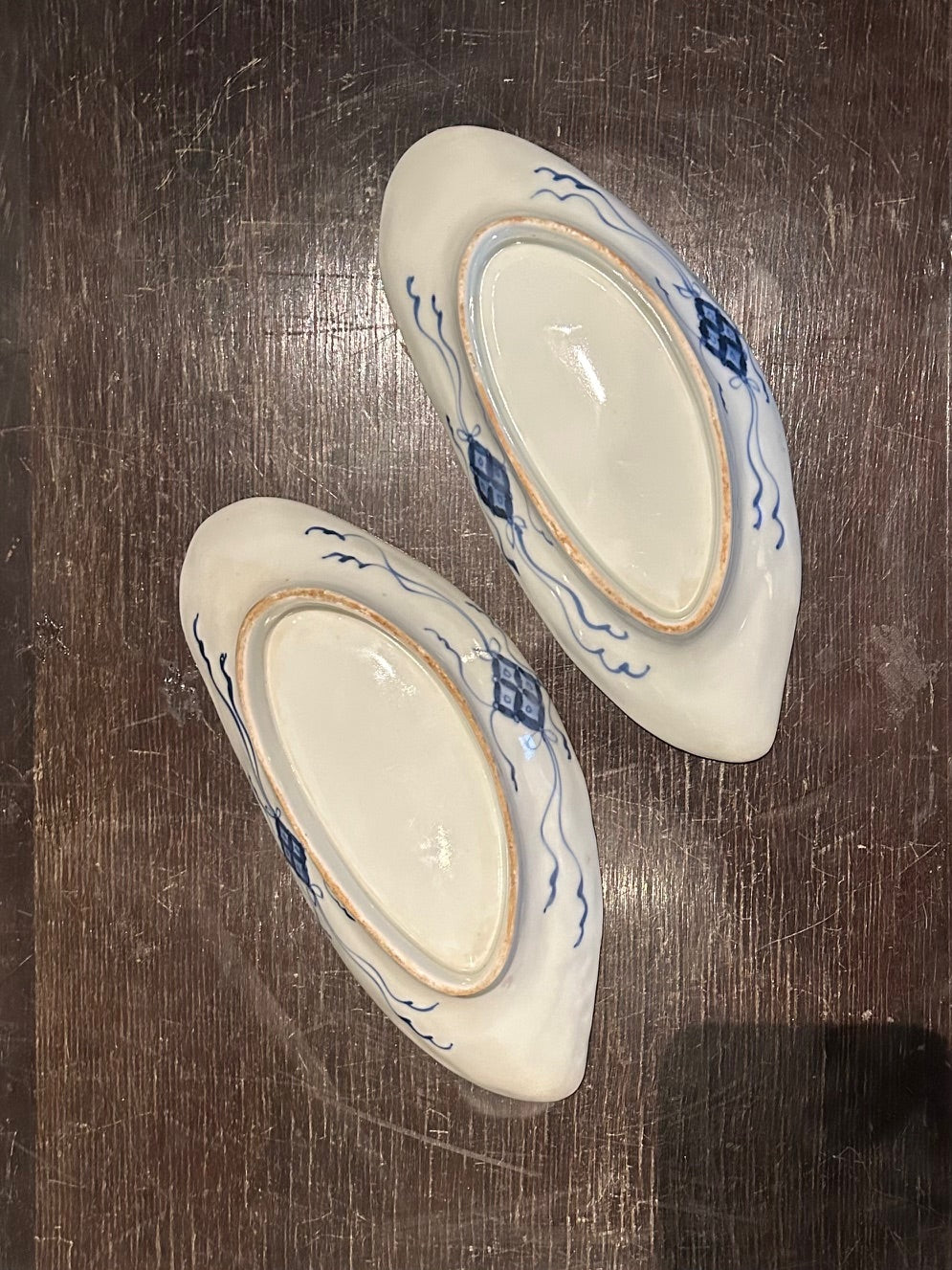 伊万里　葉形皿