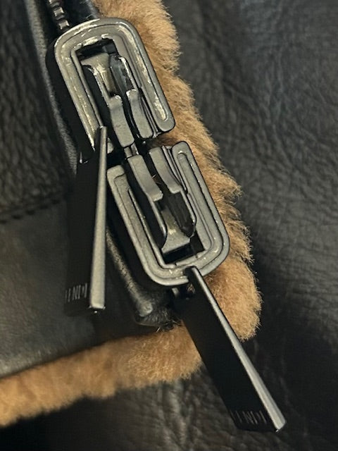 メンズアウター【FENDI】ムートンフーテッドブルゾン