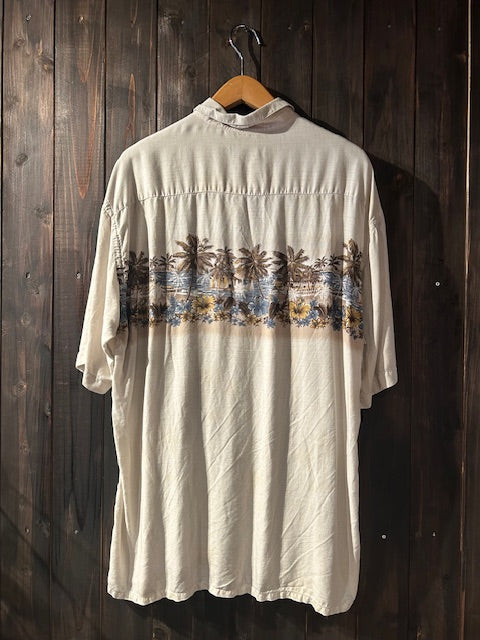 メンズヴィンテージ　アロハシャツ　【Batik  Bay】 ベージュ