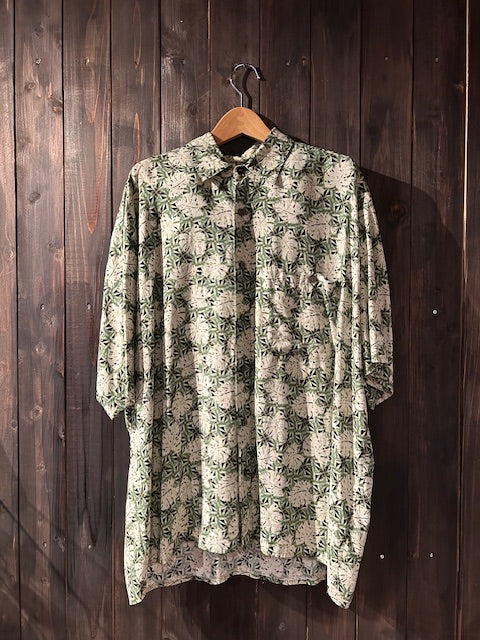 メンズヴィンテージ　アロハシャツ　【Munsingwear】グリーン