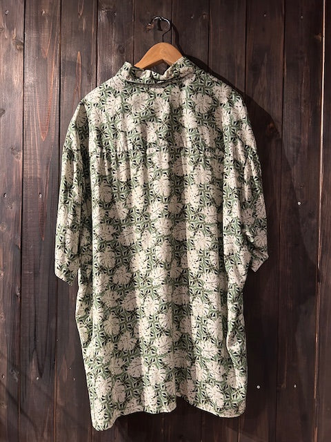 メンズヴィンテージ　アロハシャツ　【Munsingwear】グリーン