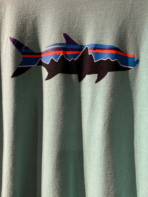 メンズヴィンテージ 長袖Tシャツ【Patagonia 】バックデザイン ブルー
