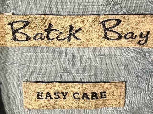 メンズヴィンテージ アロハシャツ 【Batik Bay】幾何学模様 ブルー