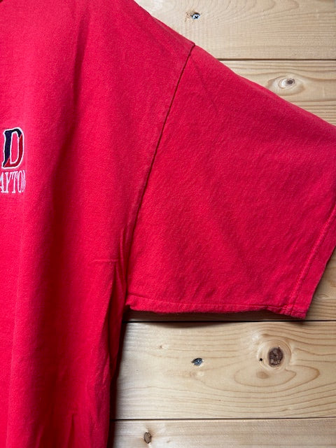 メンズヴィンテージ　Tシャツ　【champion】デイトン大学　ロゴ　レッド