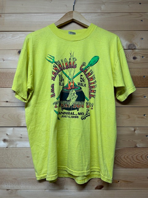 メンズヴィンテージ　Tシャツ【1998　Cannibal Carnival】　イエロー