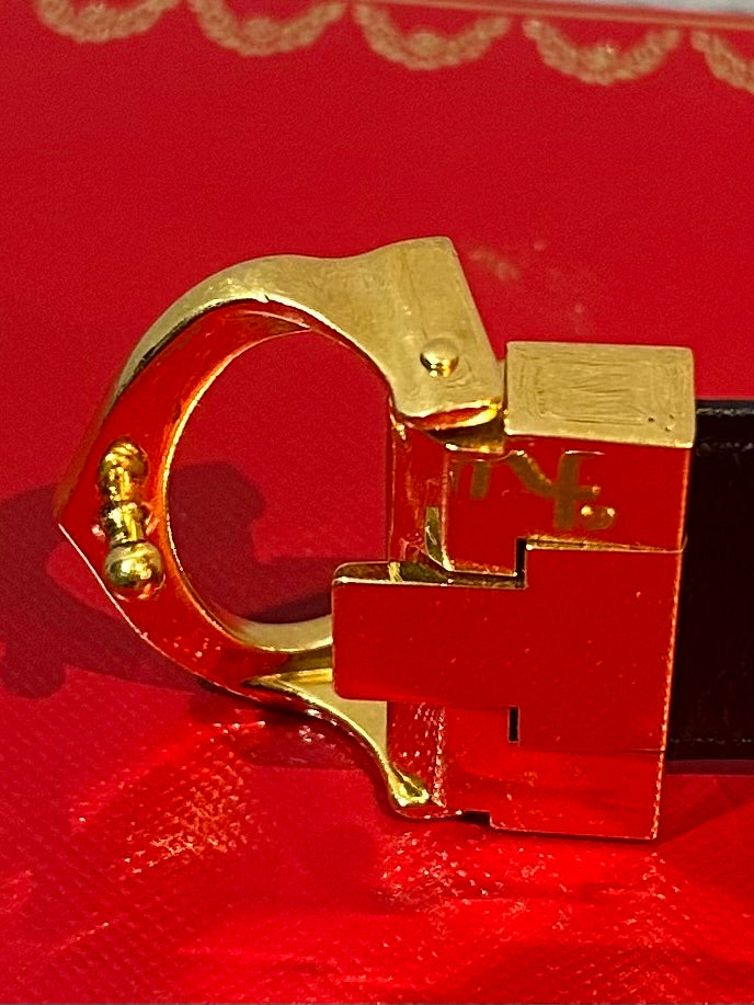 【カルティエ】 ロゴバックルレザーベルト ブラック